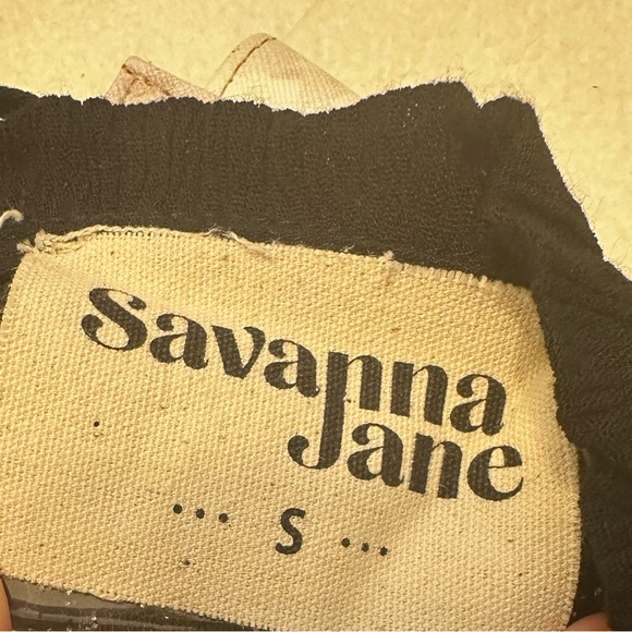 Black Dress with Floral Embroidery - Picture 9 of 10